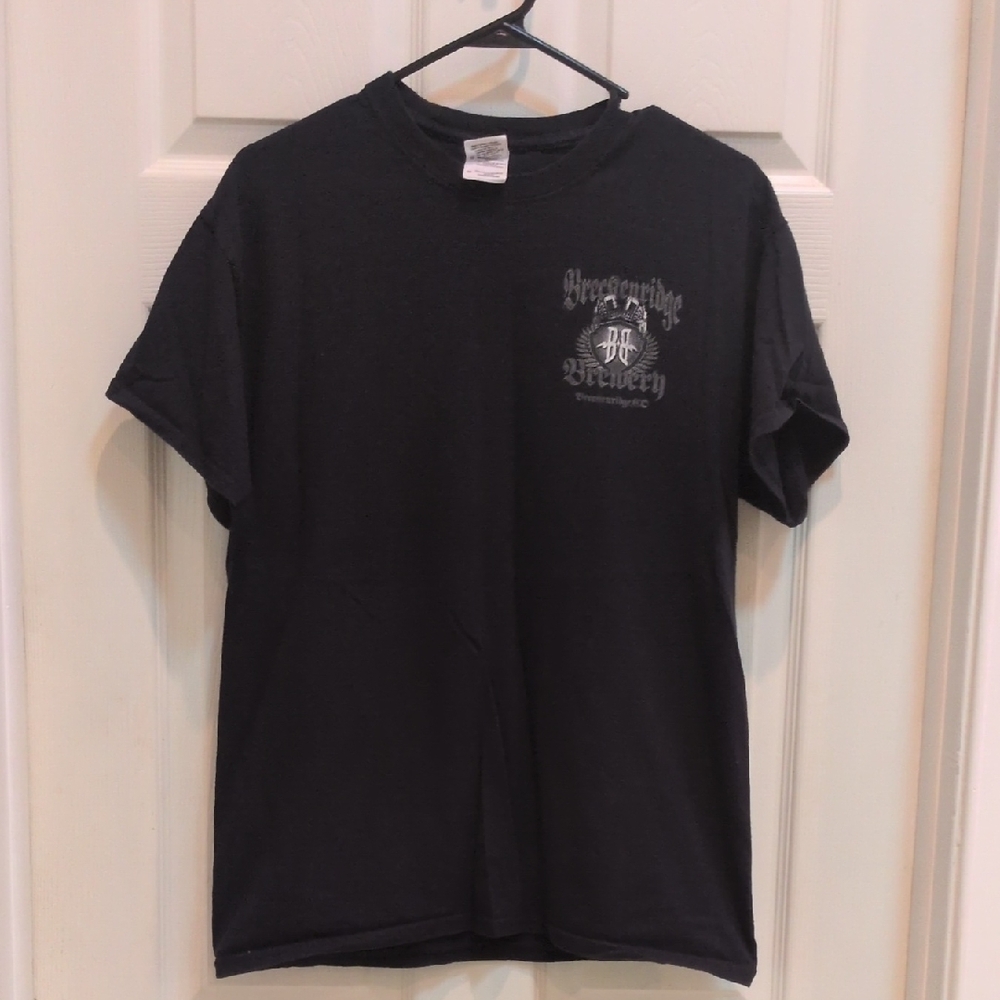 Gildan Women's Black Short Sleeve Graphic Tee Size Medium - Breckenridge Brewery